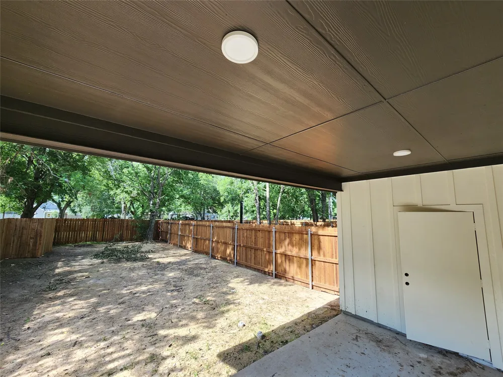 211 Trinity Street Bridgeport, TX 76426