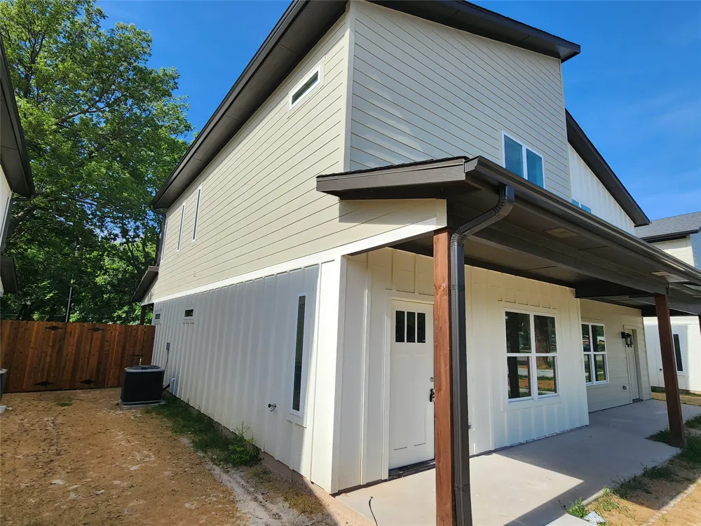 211 Trinity Street Bridgeport, TX 76426