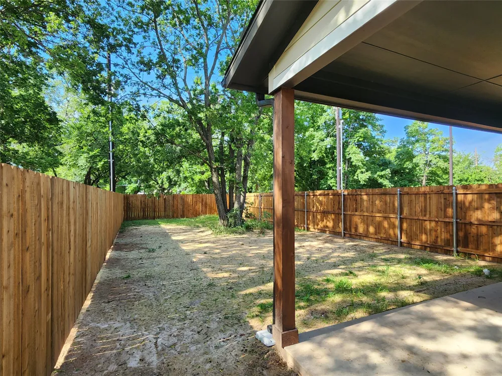 211 Trinity Street Bridgeport, TX 76426