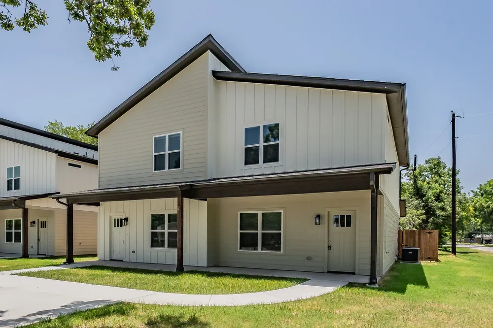 211 Trinity Street Bridgeport, TX 76426