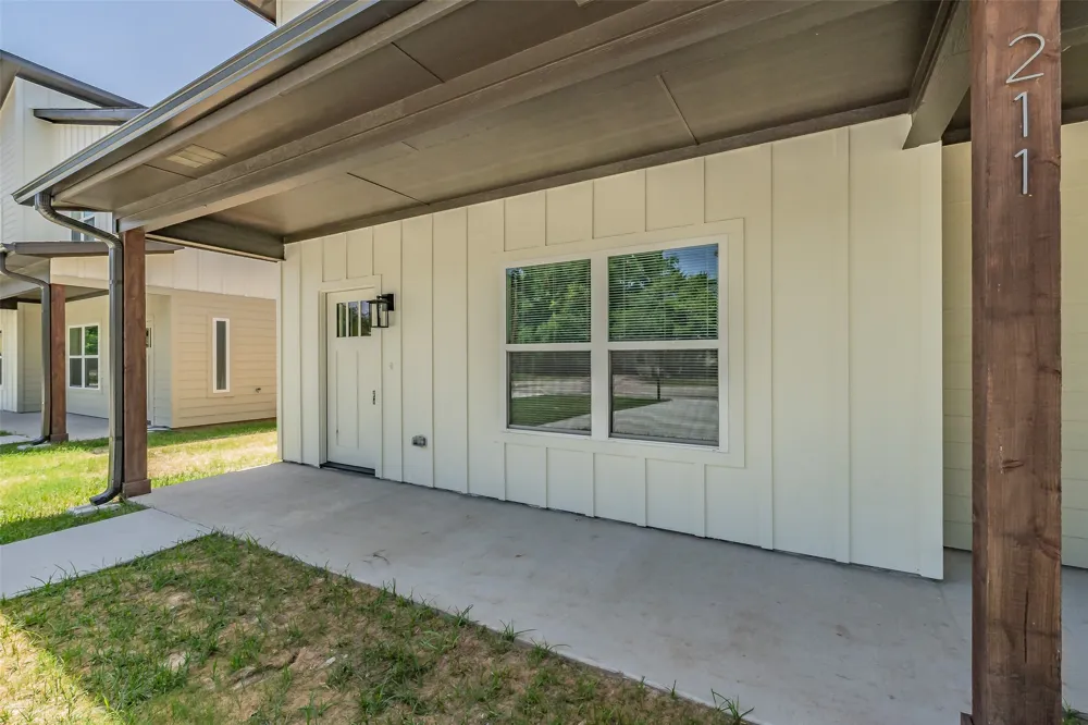 211 Trinity Street Bridgeport, TX 76426