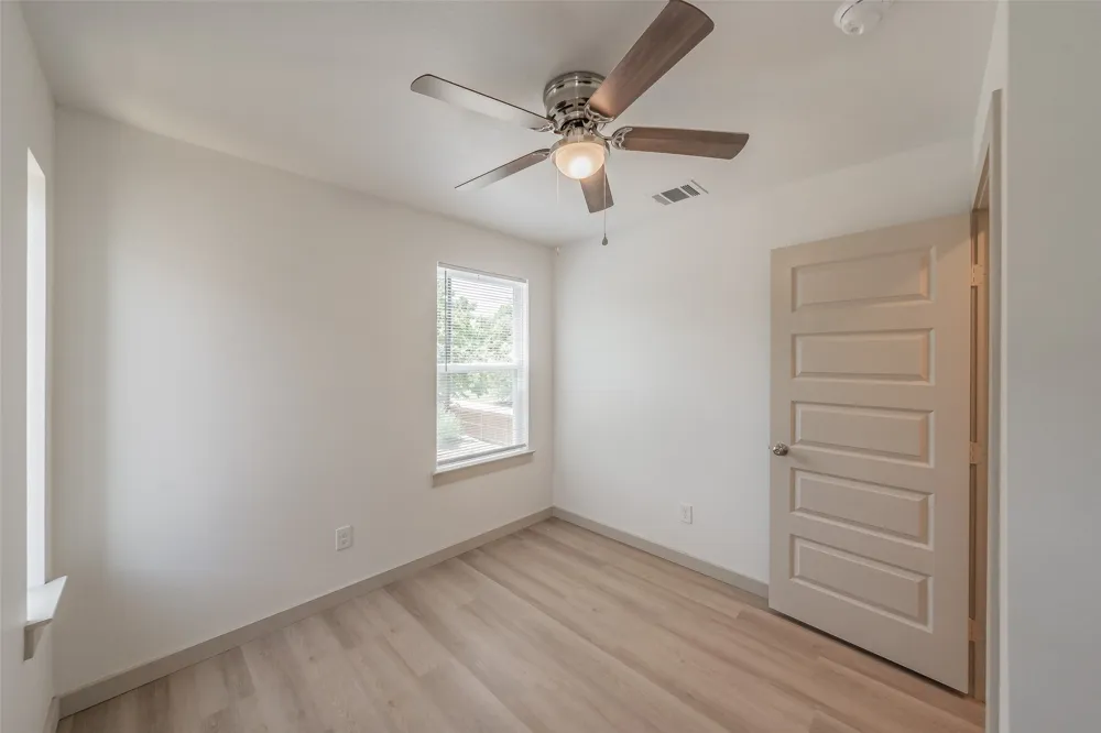 211 Trinity Street Bridgeport, TX 76426
