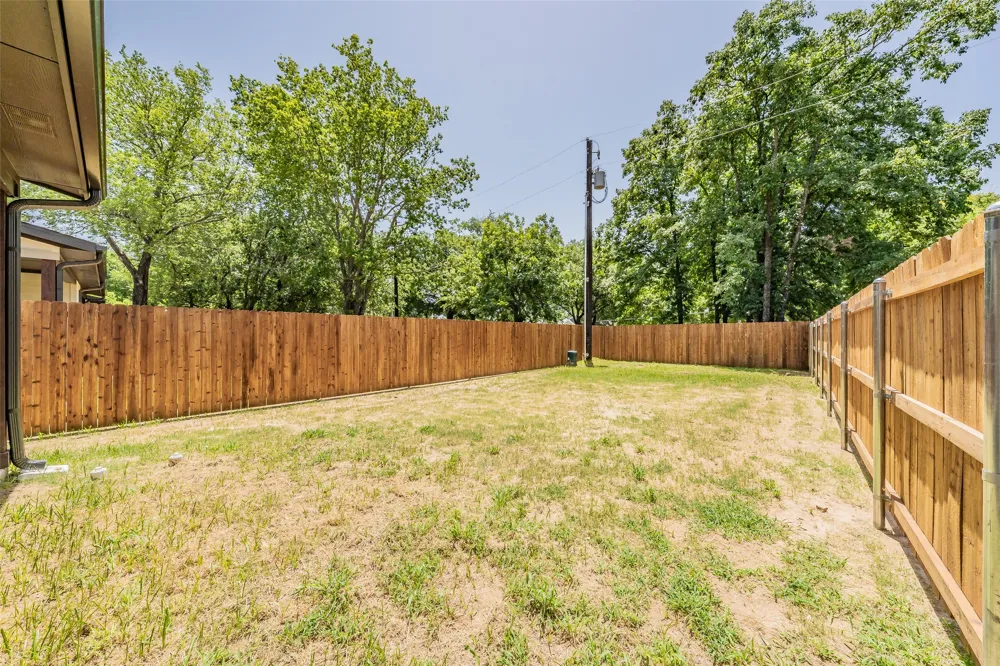 211 Trinity Street Bridgeport, TX 76426