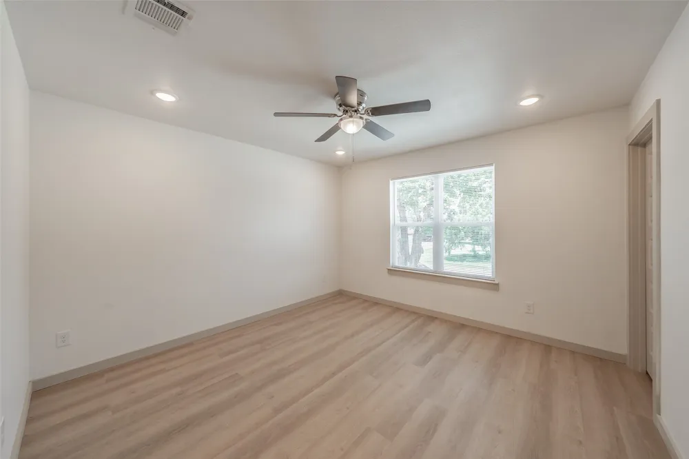 211 Trinity Street Bridgeport, TX 76426