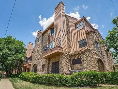 6000 Auburndale Avenue #C