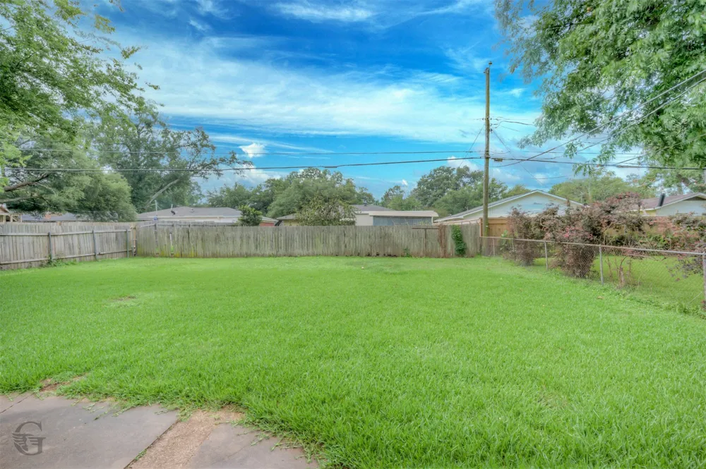 525 Haynes Avenue Shreveport, LA 71105