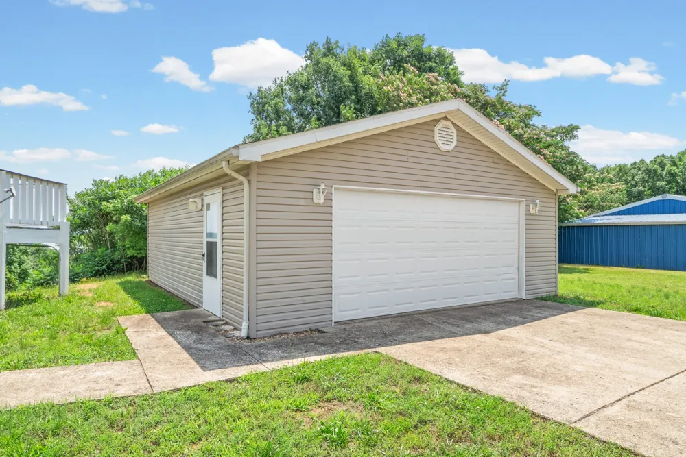 1060 Cypress Rd Buchanan, TN 38222