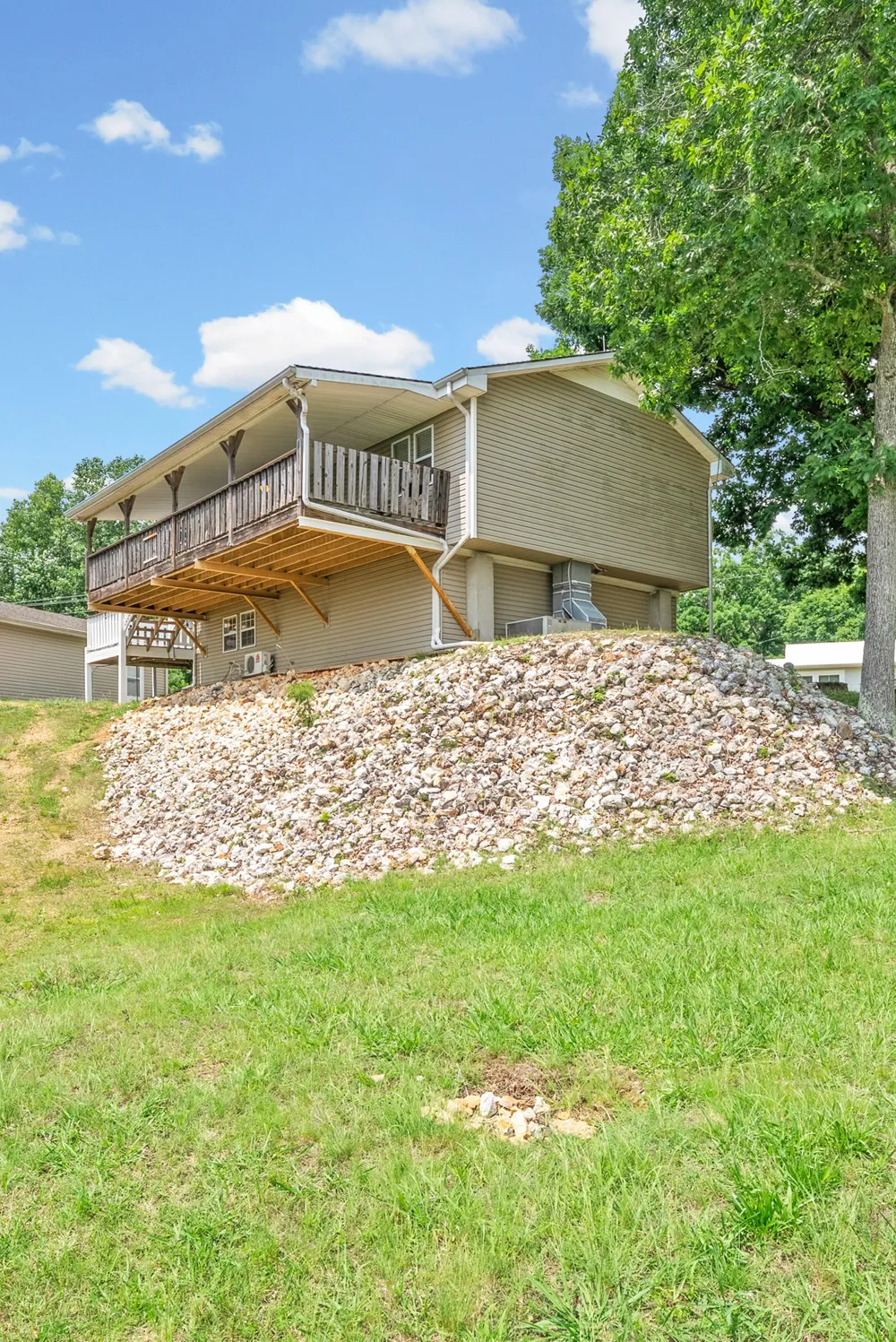 1060 Cypress Rd Buchanan, TN 38222