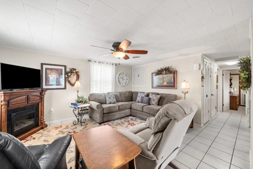 1060 Cypress Rd Buchanan, TN 38222