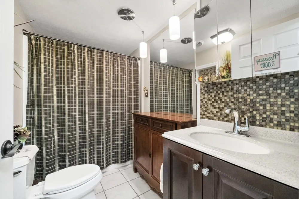 1060 Cypress Rd Buchanan, TN 38222