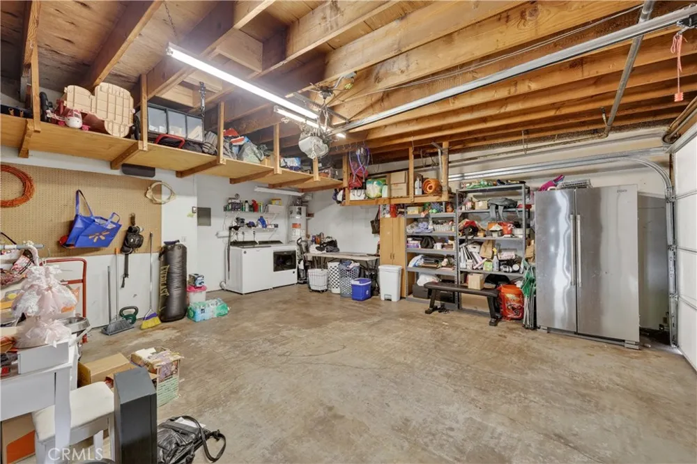 19231 Sherman #27 Reseda, CA 91335