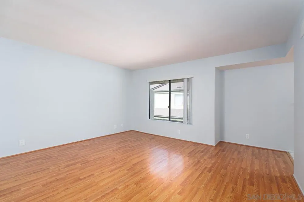3286 Caminito Eastbluff #114 La Jolla, CA 92037