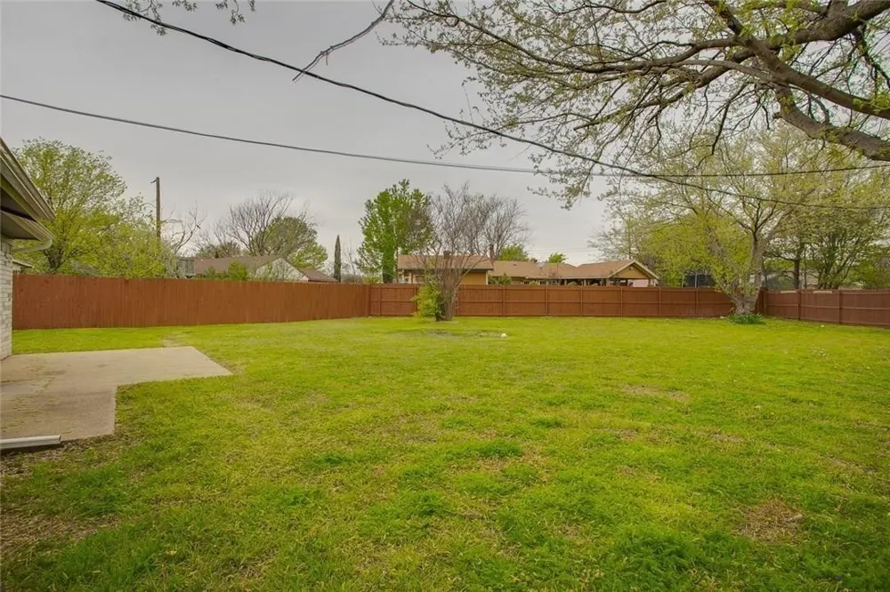 6409 Patino Court Watauga, TX 76148