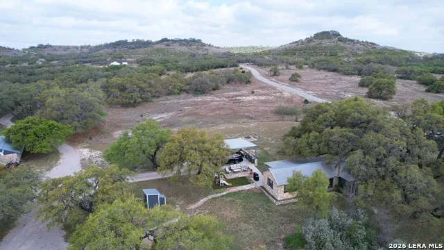 3513 Us Highway 281 Blanco, TX 78606