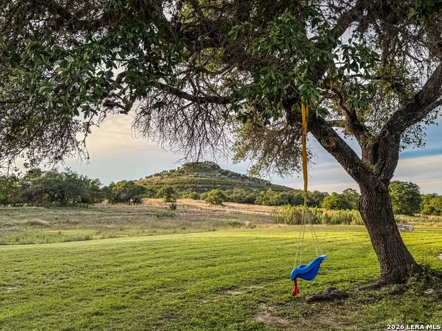 3513 Us Highway 281 Blanco, TX 78606