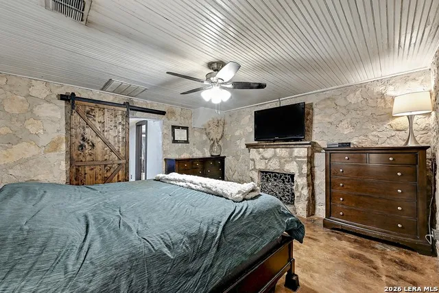 3513 Us Highway 281 Blanco, TX 78606