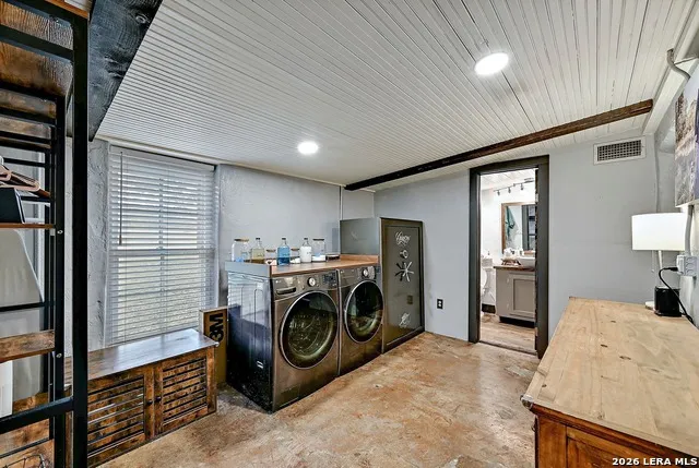 3513 Us Highway 281 Blanco, TX 78606
