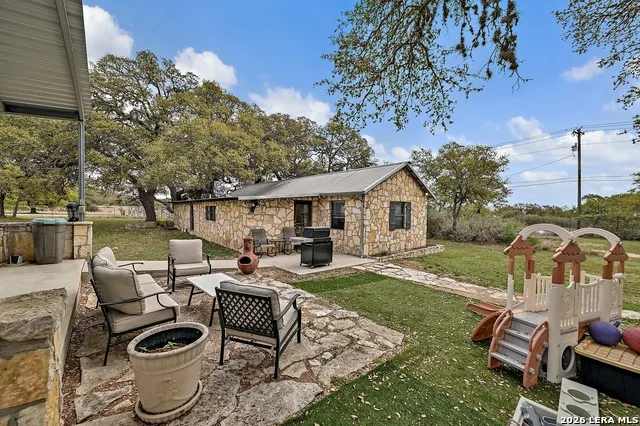 3513 Us Highway 281 Blanco, TX 78606