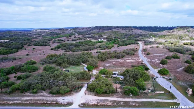 3513 Us Highway 281 Blanco, TX 78606