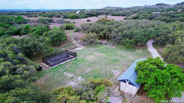 3513 Us Highway 281 Blanco, TX 78606