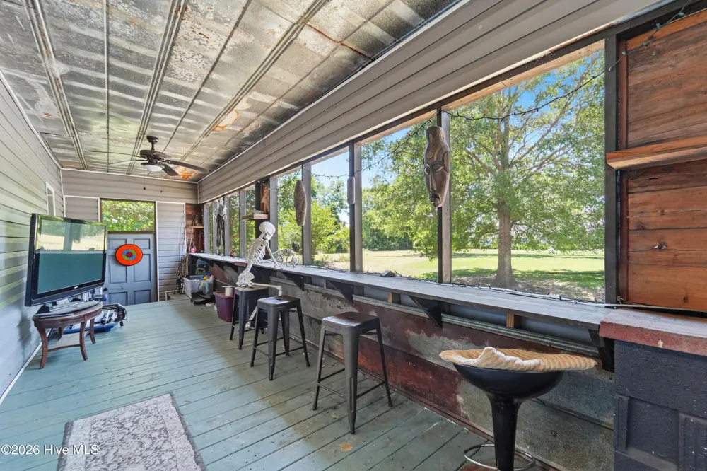 105 E Trent Street Trenton, NC 28585