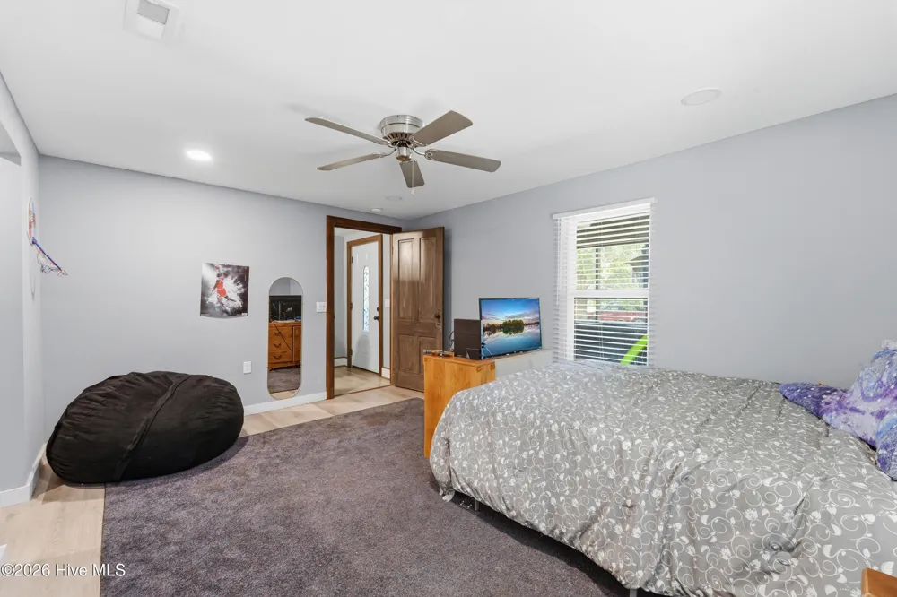 105 E Trent Street Trenton, NC 28585