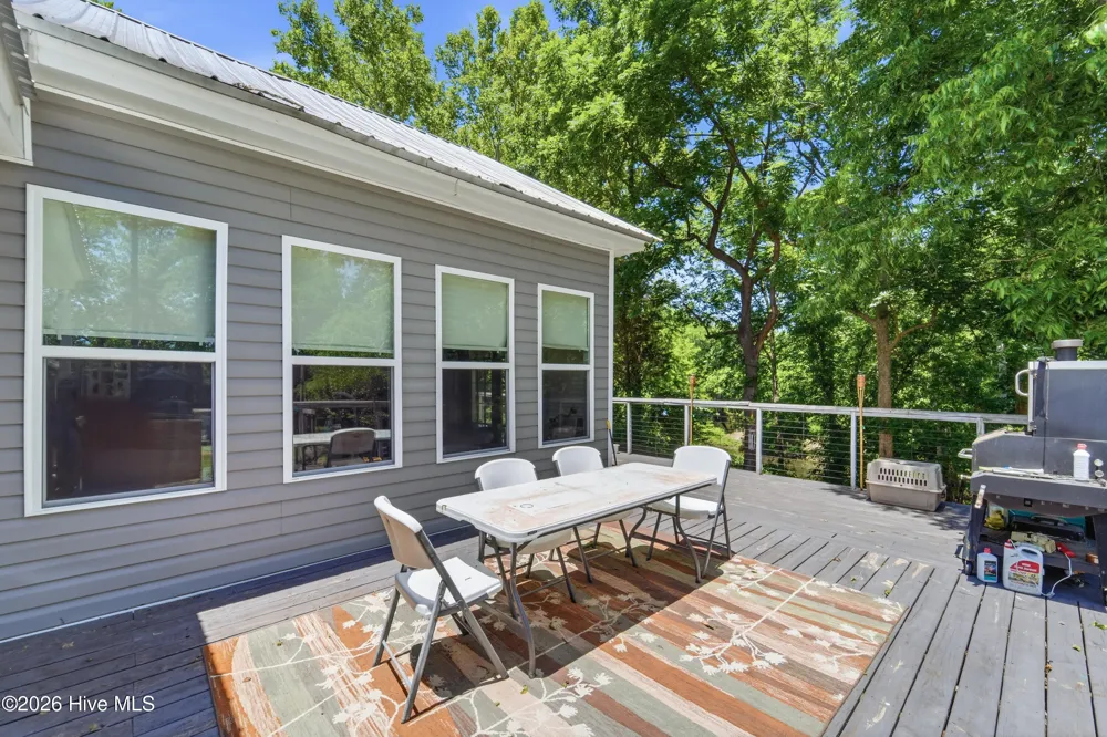 105 E Trent Street Trenton, NC 28585