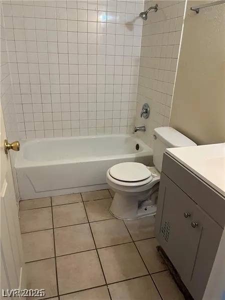 4783 Corsaire Avenue Las Vegas, NV 89115