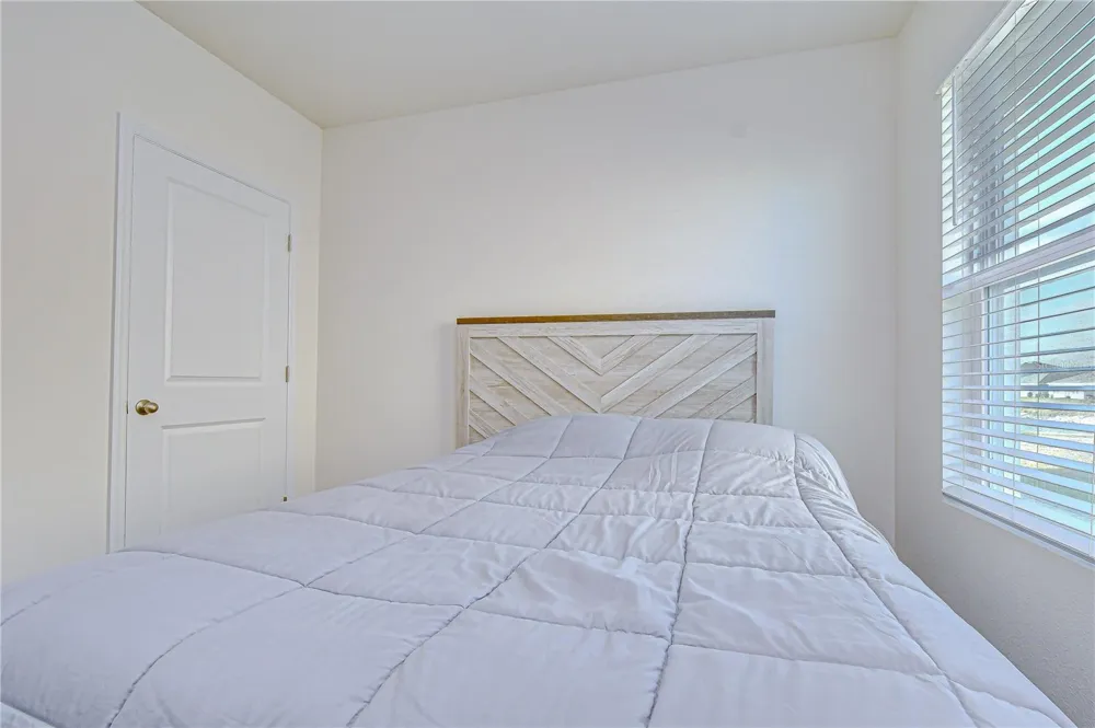 2763 WIDEWATER WAY Zephyrhills, FL 33541