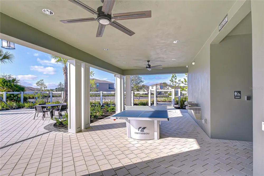 2763 WIDEWATER WAY Zephyrhills, FL 33541