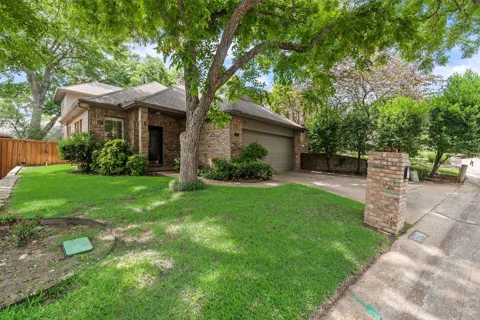2314 Club Oaks Court