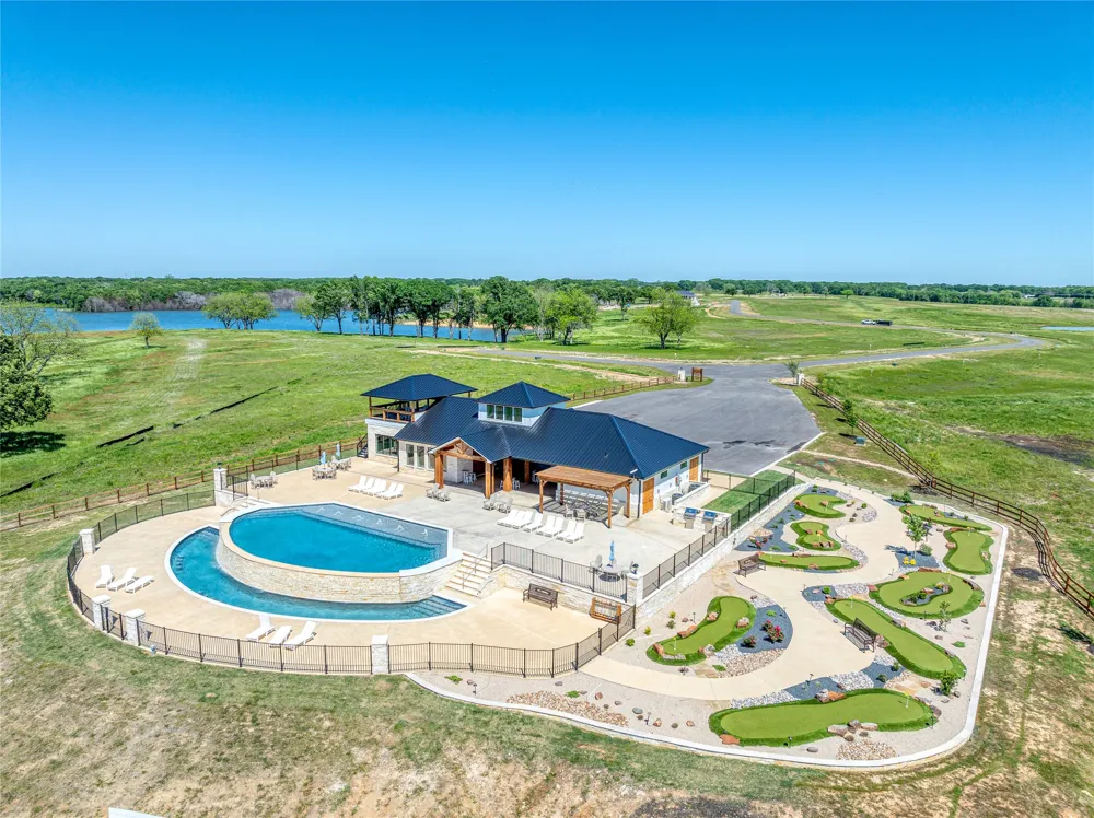 265 Sailview Court Honey Grove, TX 75446