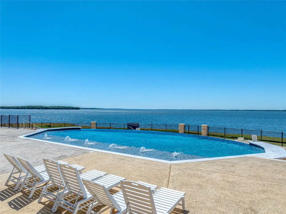 265 Sailview Court Honey Grove, TX 75446