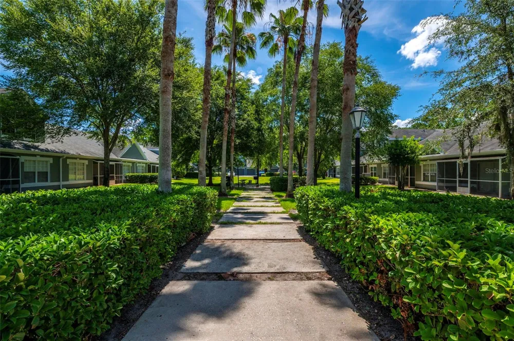 3638 TRAFALGAR WAY #101 Palm Harbor, FL 34685