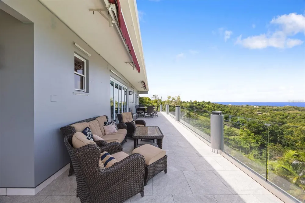 VILLA DE SUENOS SECTOR KOREA Rincon, PR 00677
