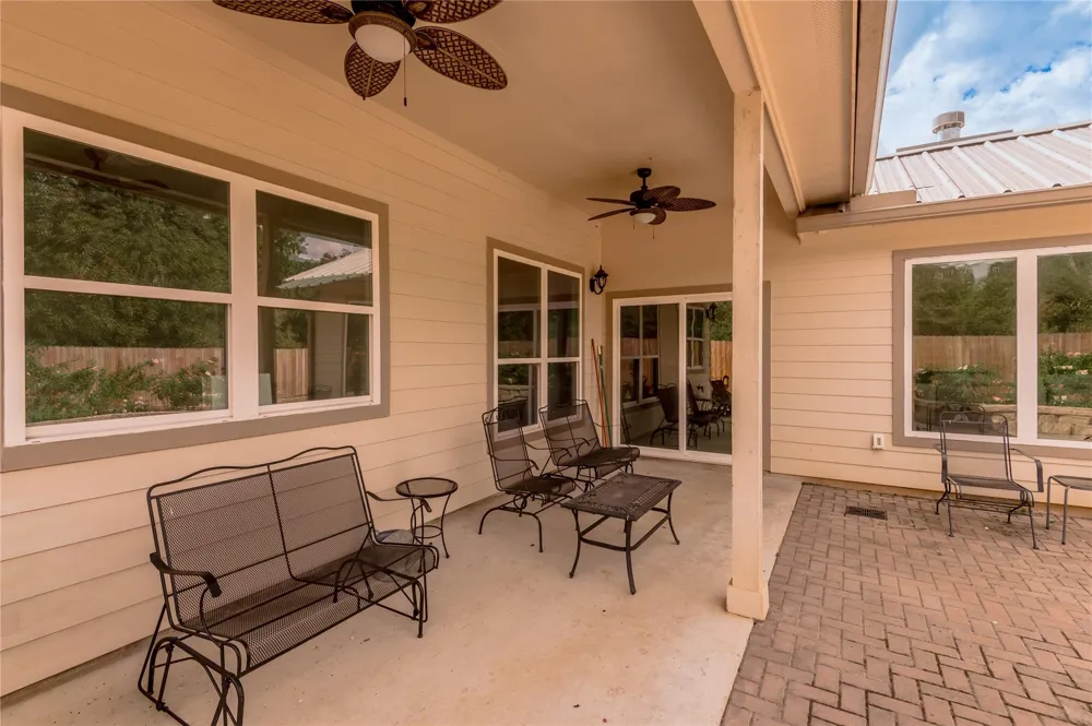 2803 Fm 2158 Midway, TX 75852