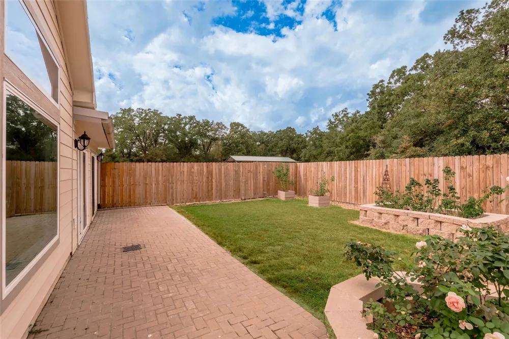 2803 Fm 2158 Midway, TX 75852