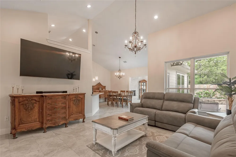2803 Fm 2158 Midway, TX 75852