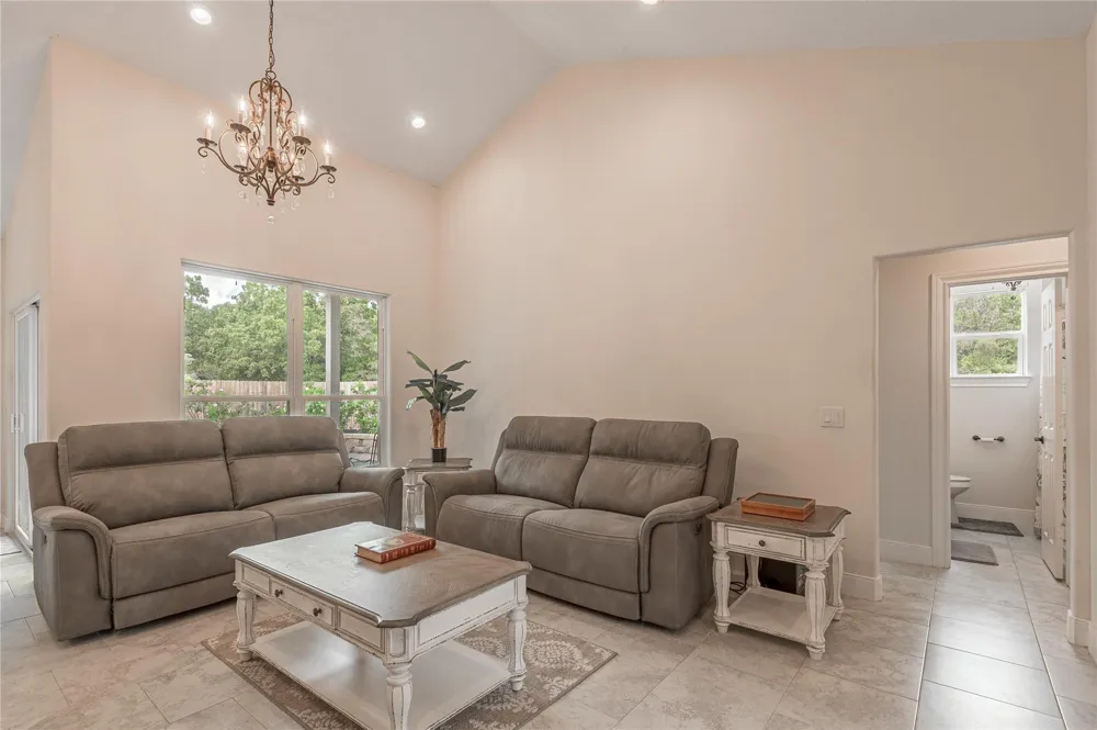 2803 Fm 2158 Midway, TX 75852