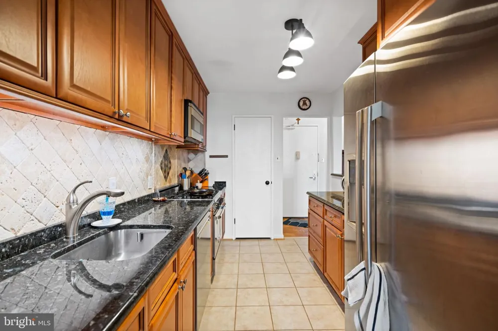 5101 RIVER ROAD #901 Bethesda, MD 20816