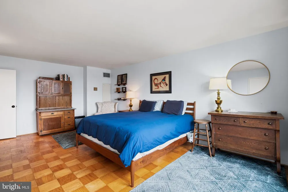 5101 RIVER ROAD #901 Bethesda, MD 20816
