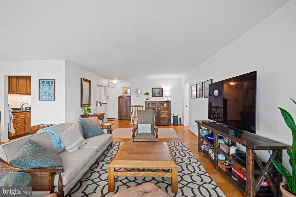 5101 RIVER ROAD #901 Bethesda, MD 20816
