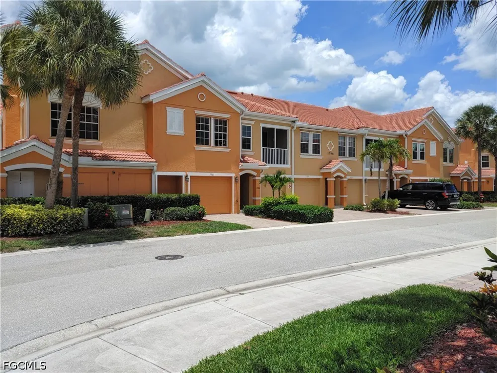 Concordia Lake Circle #2703 Cape Coral, FL 33909