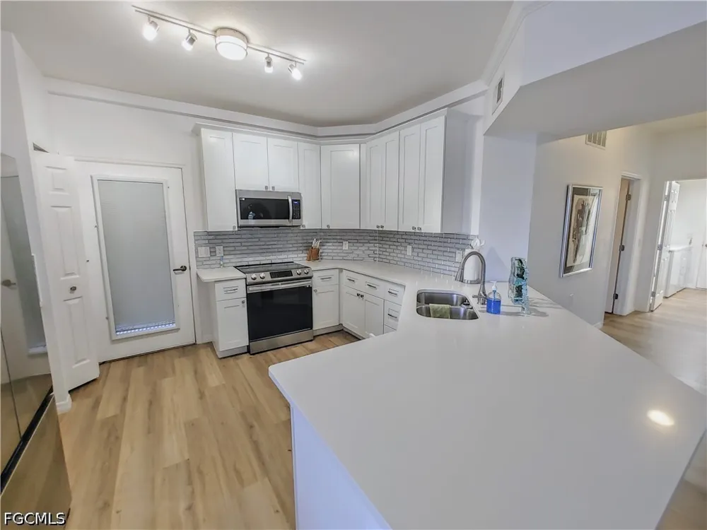 Concordia Lake Circle #2703 Cape Coral, FL 33909