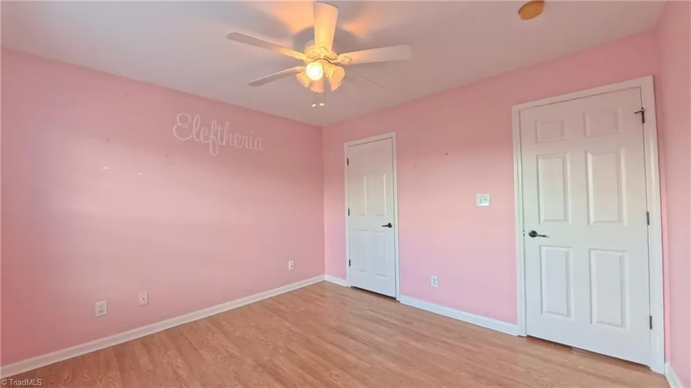 1600 Lakefield Drive Clemmons, NC 27012