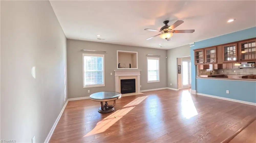 1600 Lakefield Drive Clemmons, NC 27012