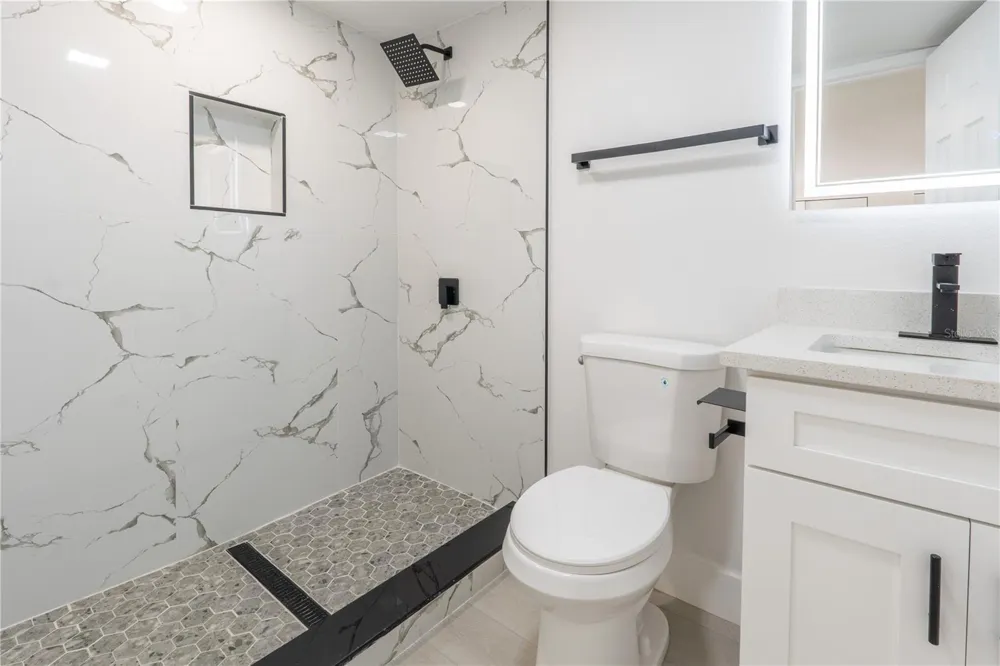 4112 W FAIRVIEW HEIGHTS Tampa, FL 33616