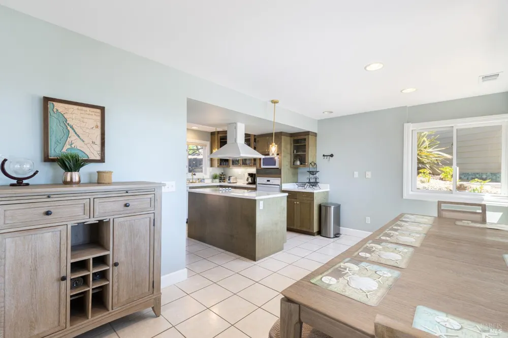 464 Loon Court Bodega Bay, CA 94923