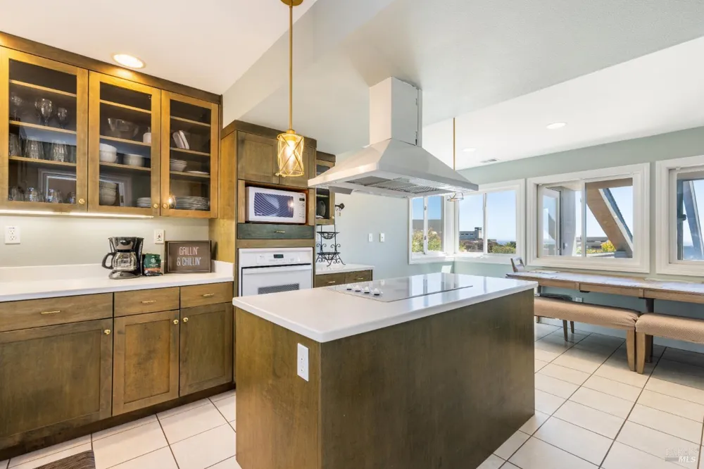 464 Loon Court Bodega Bay, CA 94923