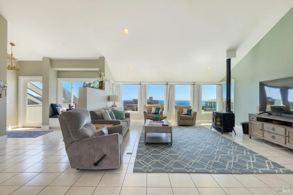 464 Loon Court Bodega Bay, CA 94923